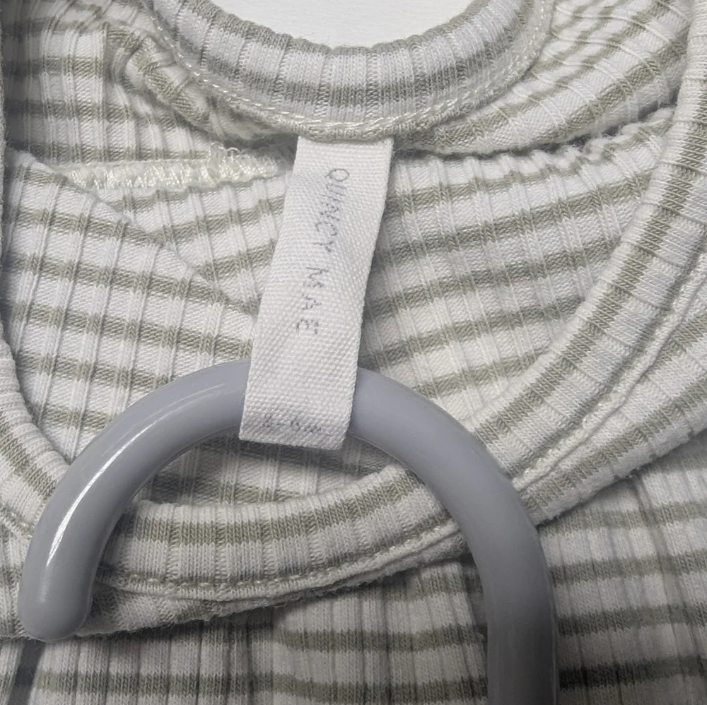Quincy Mae Striped Kids Casual Dress - Picture 2 of 4